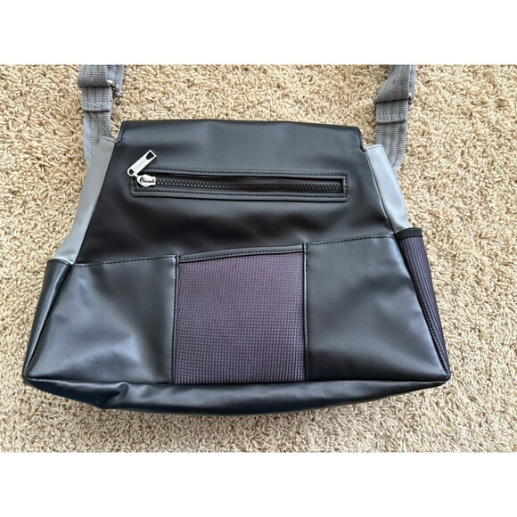 Baggallini Color Blocking Geometric Flap Crossbody Venice Collection Black Gray - Picture 7 of 14
